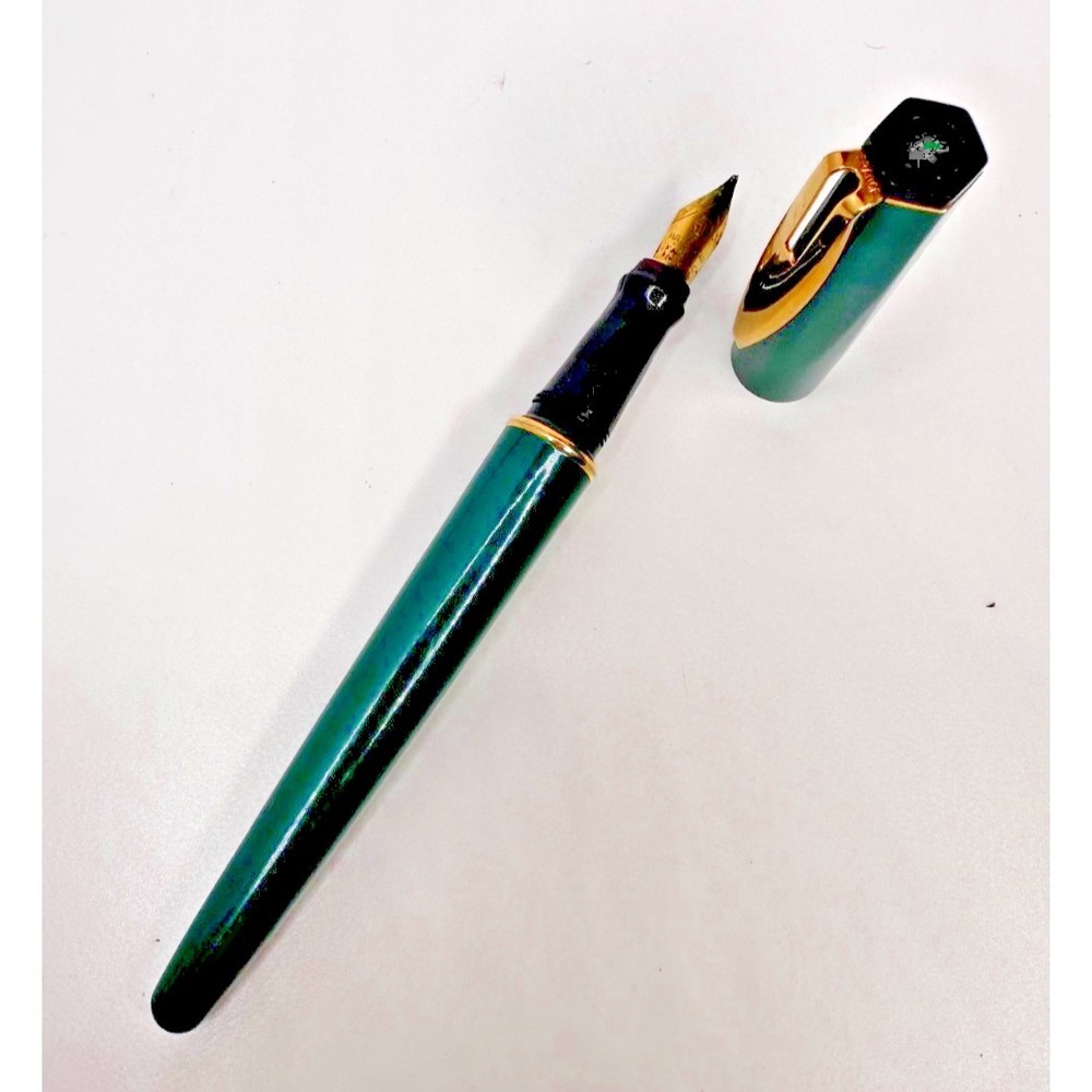 Waterman Fountain Pen Solid Green Gold Nib Trim France